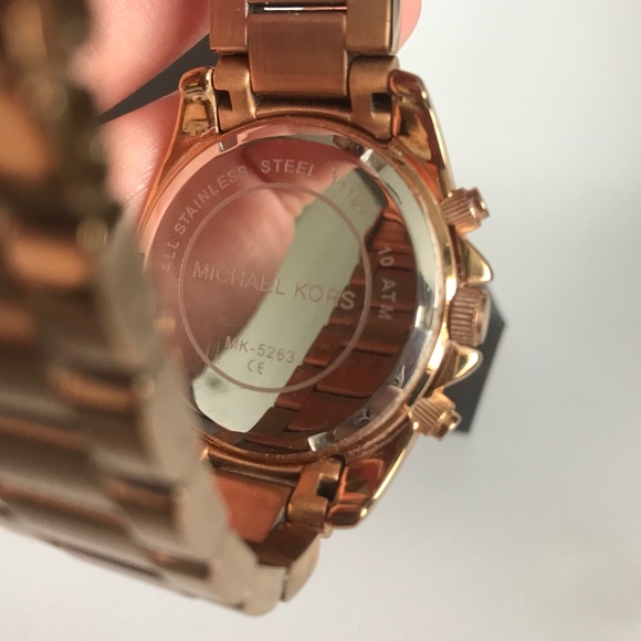 Michael Kors Blair Rose Gold Watch - Picture 3 of 3
